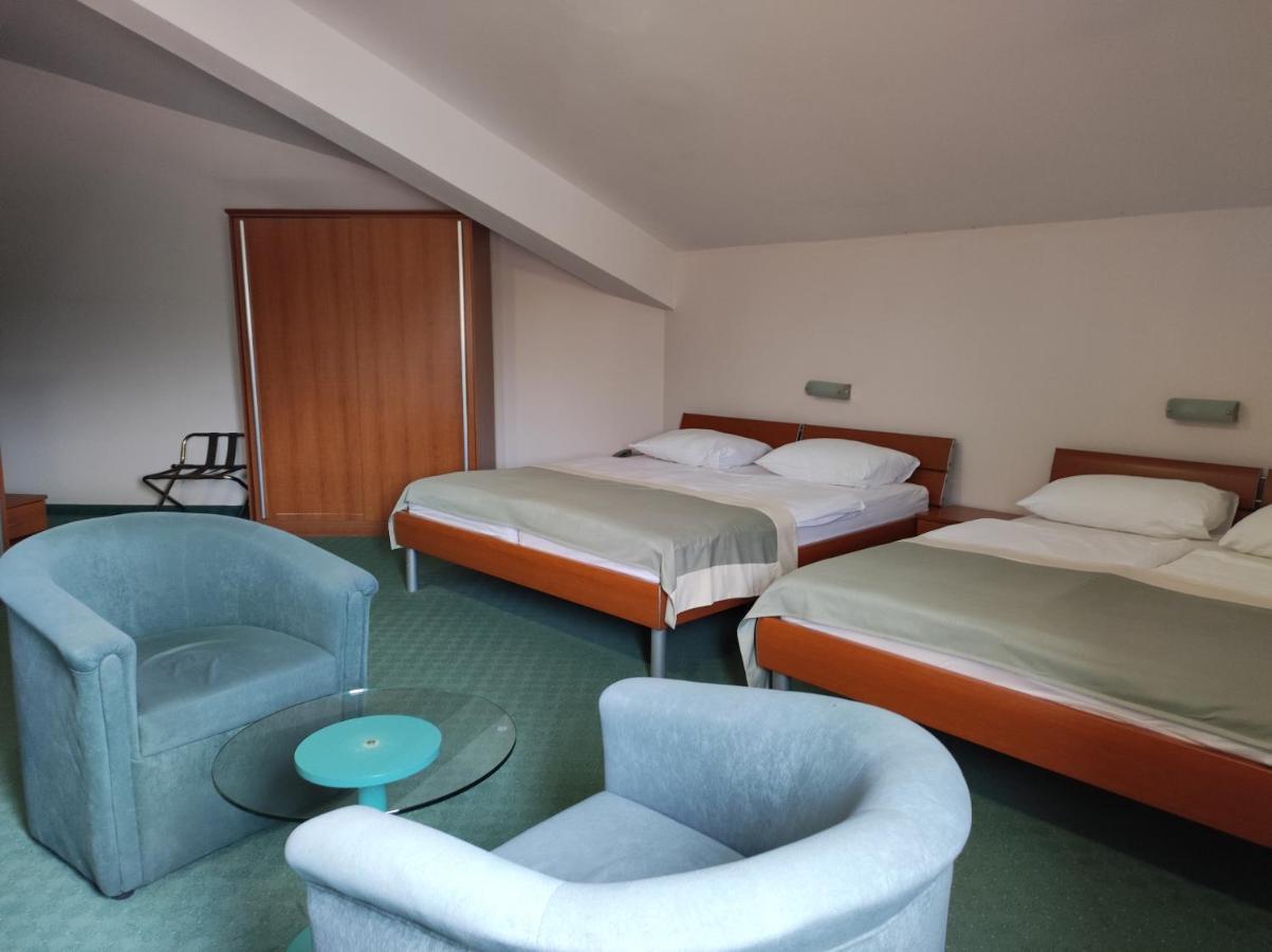 Hotel Bacchus ليفنو المظهر الخارجي الصورة